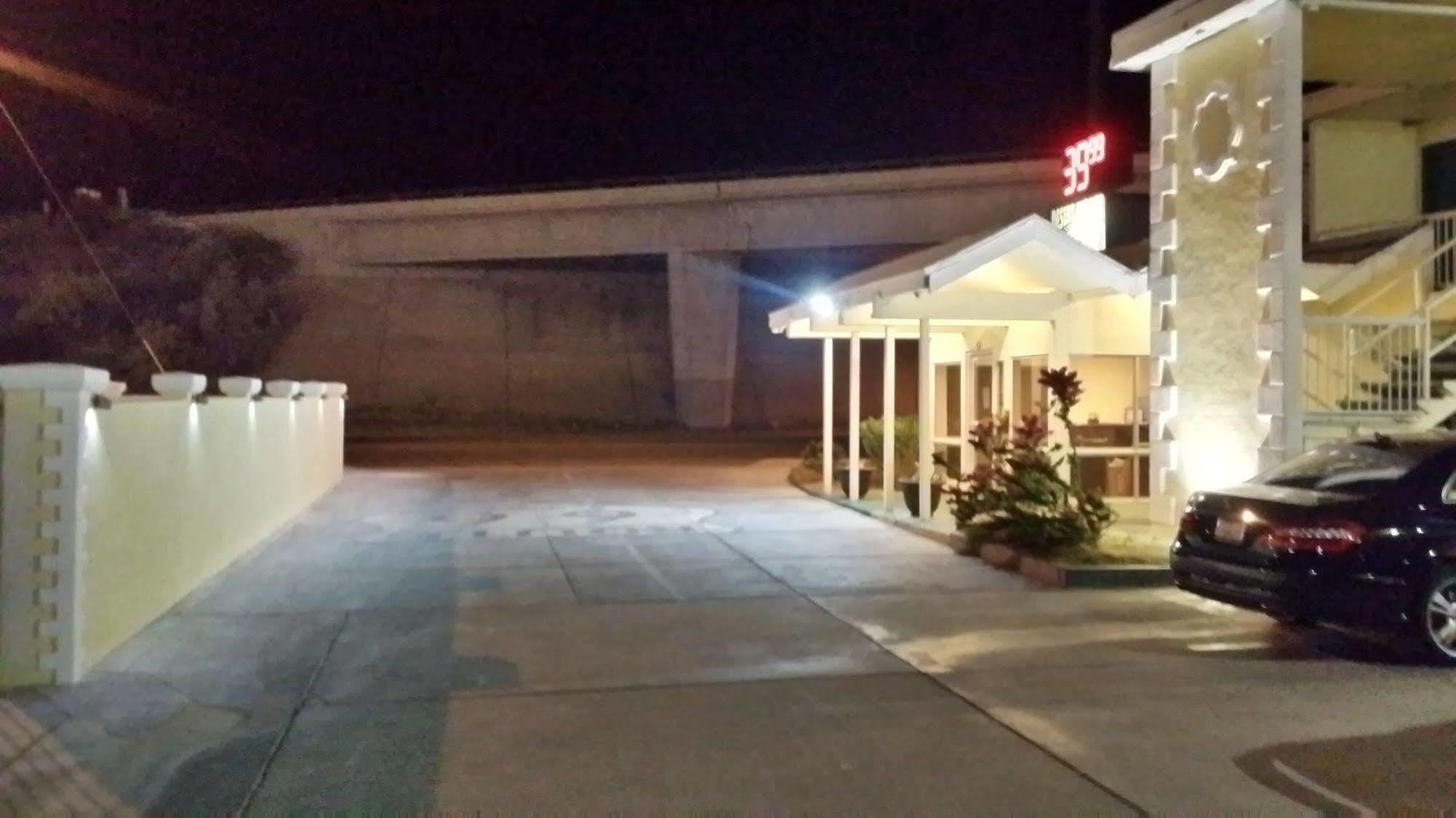 沙漠海市蜃楼套房酒店 针城 外观 照片